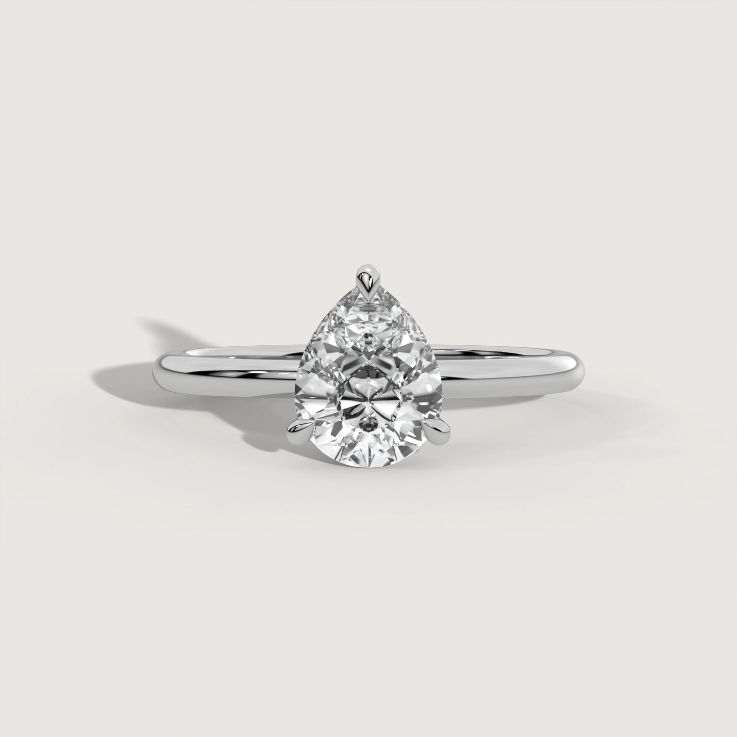 Pia - Pear Solitär Pavé Ring