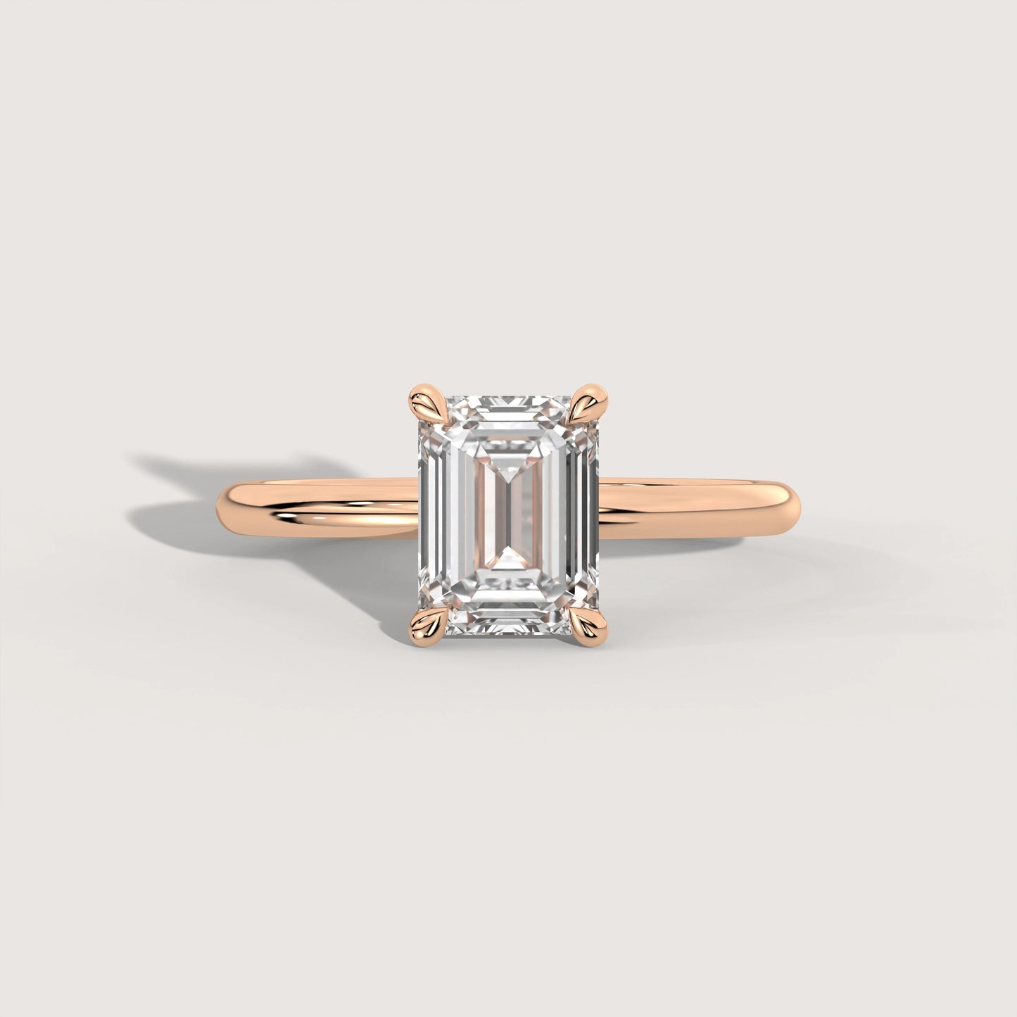 Emma - Emerald Solitär Pavé Ring