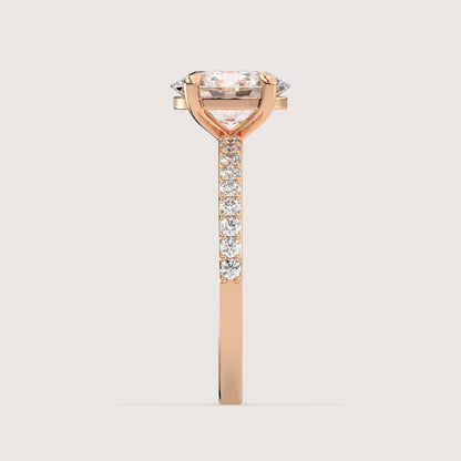 Olivia - Oval Solitär Pavé Ring